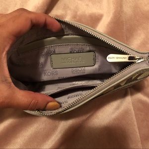 Michael Kors Wrislet Wallet